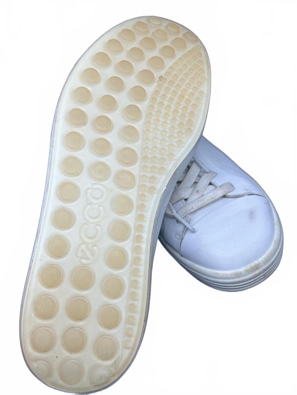 Ecco Women's White Leather Casual Sneakers -Minimalist -Size Approx. 8.5 (39EU) - Picture 5 of 9